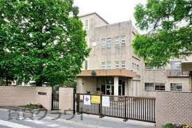 近くの千葉市立宮崎小学校まで451m（徒歩6分）