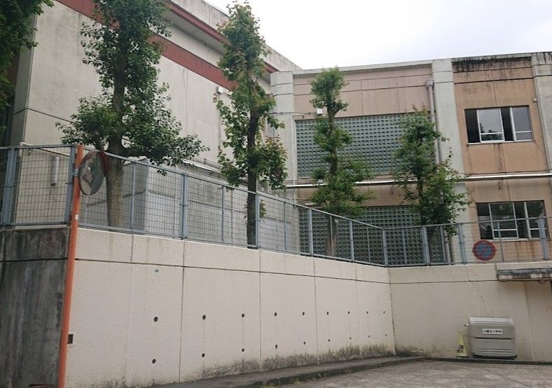 近くの名古屋市立小幡北小学校まで1,358m（徒歩17分）