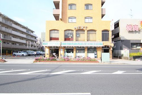 近くのローソンストア100 浦安北栄店まで501m(徒歩7分)
