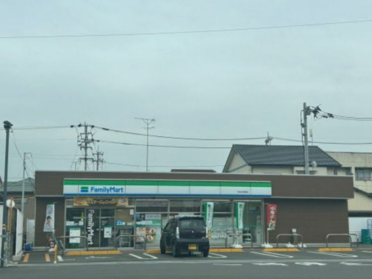 近くのファミリーマート 今治大新田店まで958m(徒歩12分)