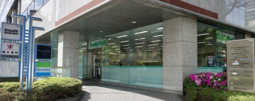 近くのファミリーマート　堂島浜店まで190m（徒歩3分）