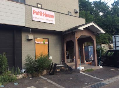 近くのFosterまで1m（徒歩1分）