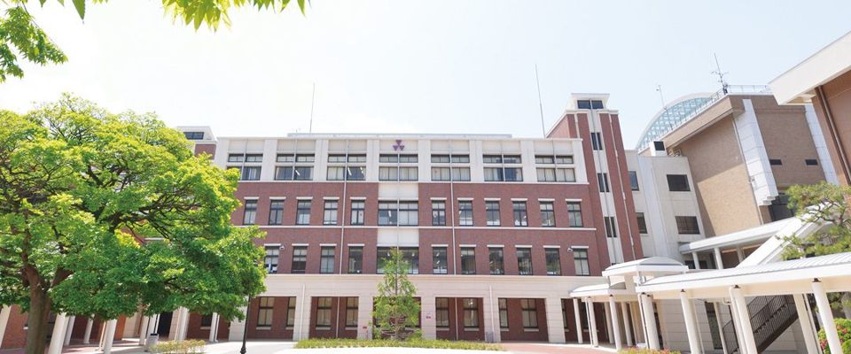 近くの同志社香里中学校まで1,070m(徒歩14分)