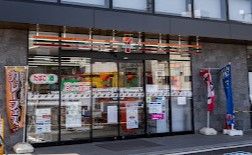 近くのセブンイレブン 田無駅南口店まで372m(徒歩5分)