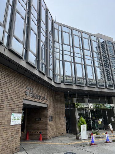 近くの大阪市中央区役所まで1,155m（徒歩15分）