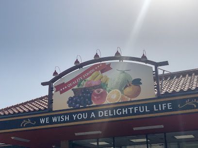 近くのマルヨシセンター　池園店まで426m（徒歩6分）