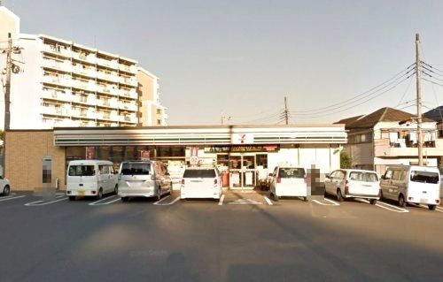 近くのファミリーマートまで1,451m(徒歩19分)