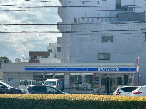 近くのローソン 松山河原町店まで1,149m(徒歩15分)