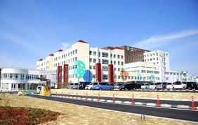 近くの四国こどもとおとなの医療センターまで547m(徒歩7分)