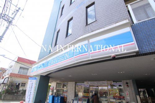近くのローソン 北小岩四丁目店まで425m（徒歩6分）