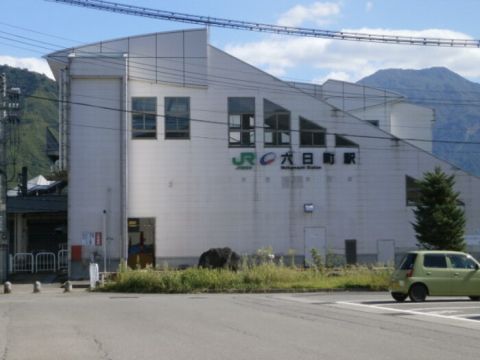 近くの六日町まで452m(徒歩6分)