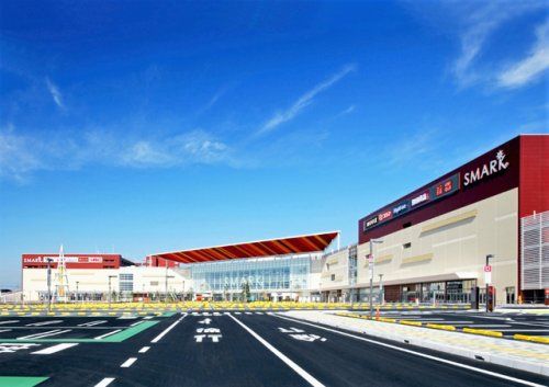 近くのスマーク伊勢崎まで1,340m(徒歩17分)