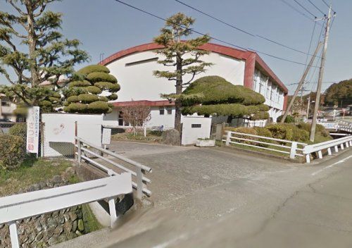 近くの諫早市立長田小学校まで1,431m（徒歩18分）