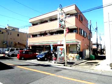 近くのセブン‐イレブン 鶴見市場東中店まで290m（徒歩4分）