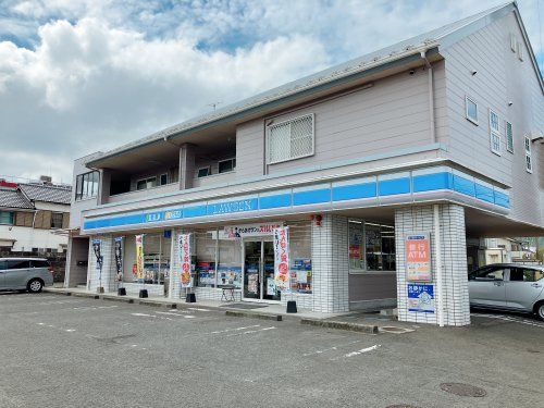 近くのローソン川内大小路店まで409m(徒歩6分)