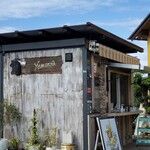 近くのYemonya(フルーツサンド専門店)まで314m（徒歩4分）