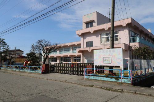 近くの若葉幼稚園まで393m(徒歩5分)
