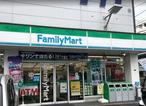 近くのファミリーマート岡山奥田二丁目店まで183m（徒歩3分）