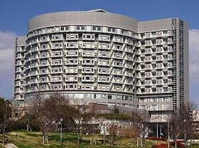 近くの北野病院まで530m（徒歩7分）
