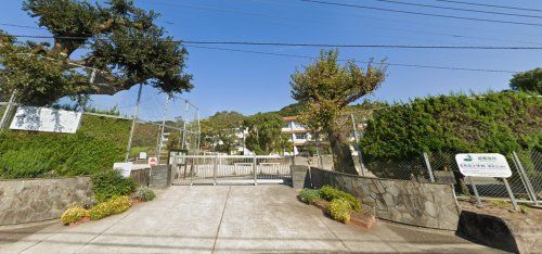 近くの志布志市立志布志小学校まで669m(徒歩9分)