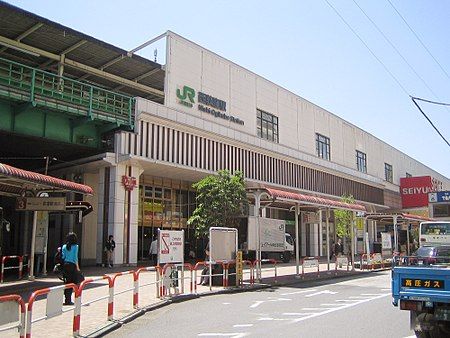 近くの西荻窪駅まで357m（徒歩5分）