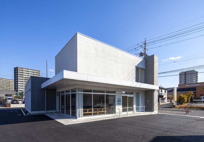 近くの藤が丘北・佳クリニックまで658m（徒歩9分）