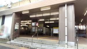 近くの西高島平駅まで519m（徒歩7分）