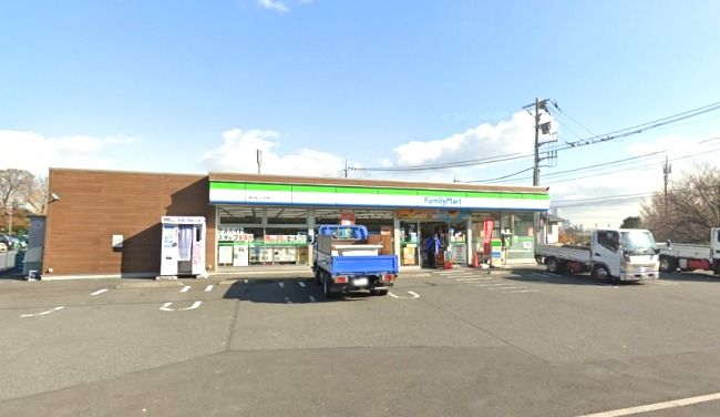 近くのファミリーマート 横浜国立大学東店まで769m(徒歩10分)
