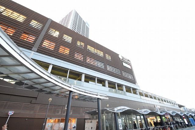近くの武蔵小杉東急スクエアまで1,245m（徒歩16分）
