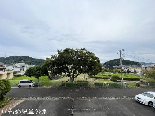 近くのかもめ児童公園まで1,385m（徒歩18分）