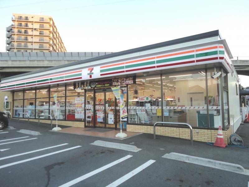 近くのセブンイレブン 横須賀佐原店まで199m（徒歩3分）