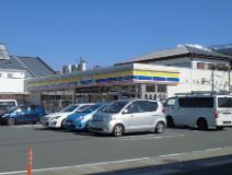 近くのミニストップ 横須賀大矢部店まで121m（徒歩2分）