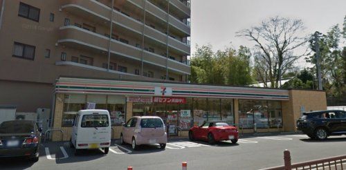 近くのセブンイレブン 諫早八天町店まで98m(徒歩2分)