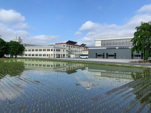 近くの南砺福野高等学校まで2,532m（徒歩32分）