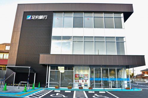 近くの足利銀行太田支店まで1,408m（徒歩18分）