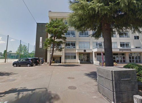 近くの千手小学校まで512m(徒歩7分)