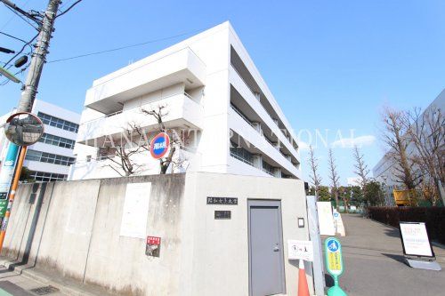 近くの昭和女子大学まで4,060m（徒歩51分）