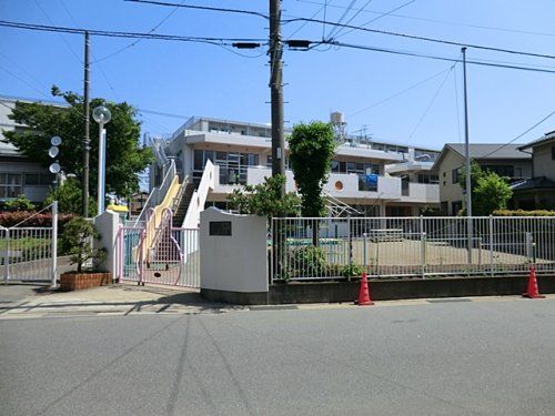 近くの幼稚園・保育園まで675m（徒歩9分）