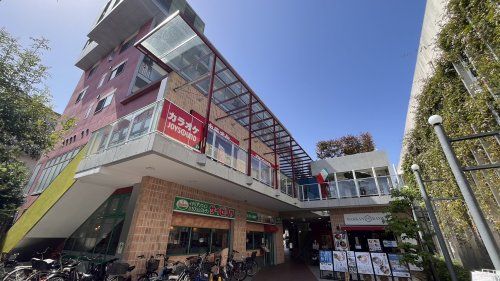 近くのクロスコート秋津店まで761m(徒歩10分)