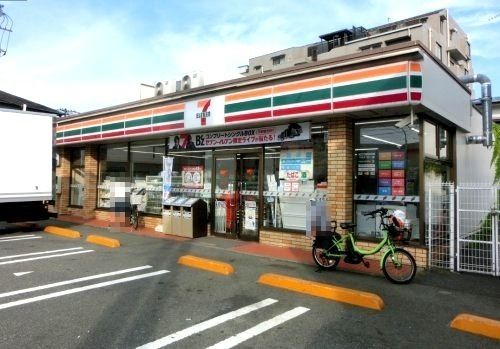 近くのセブンイレブン 横浜戸塚吉田町店まで467m(徒歩6分)