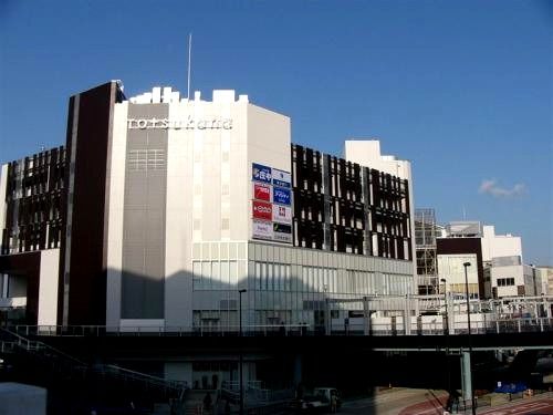 近くの東急プラザ戸塚まで1,226m(徒歩16分)