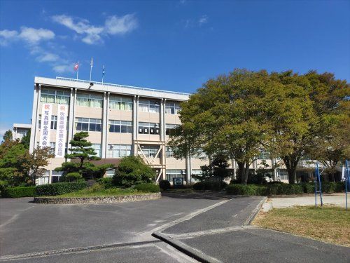 近くの愛知県立江南高校まで728m（徒歩10分）