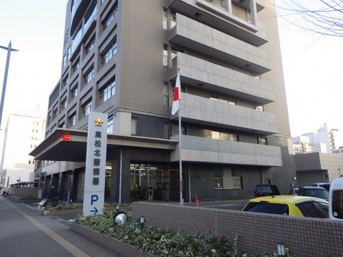 近くの高松北警察署まで298m（徒歩4分）