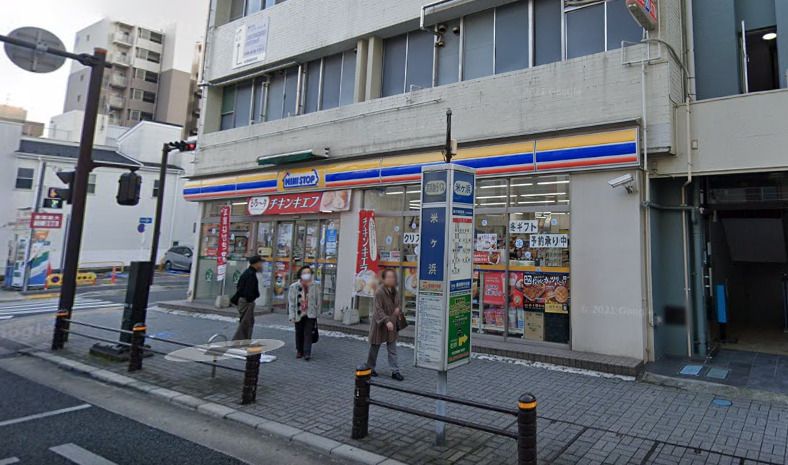 近くのミニストップ 横須賀米が浜店まで409m（徒歩6分）