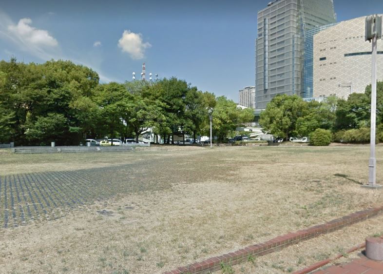 近くの銅座公園まで391m（徒歩5分）