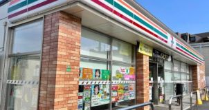近くのセブンイレブン 練馬下石神井6丁目店まで719m（徒歩9分）