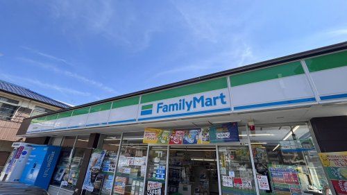 近くのファミリーマート 東所沢駅前店まで1,020m(徒歩13分)