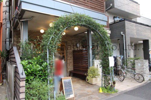 近くのブクタンまで375m（徒歩5分）