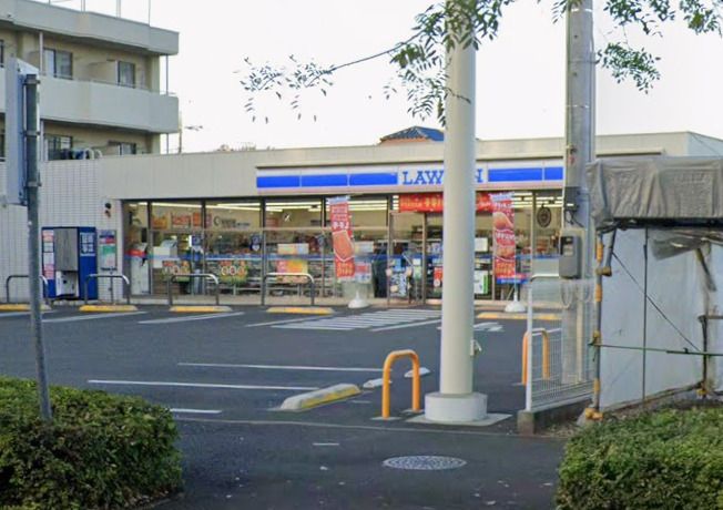 近くのローソン 武蔵野関前二丁目店まで564m(徒歩8分)