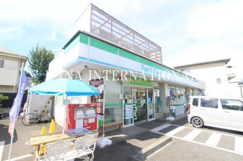 近くのファミリーマート 調布天文台通り店まで538m(徒歩7分)